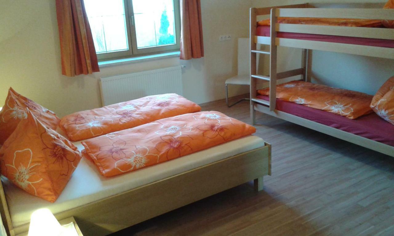 Oberlehen Apartment *